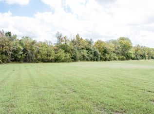 310 E Crosswinds Ct, Brenham, TX 77833