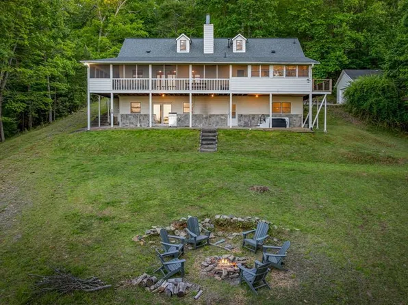 760 River Bend Ln, Blue Ridge, GA 30513