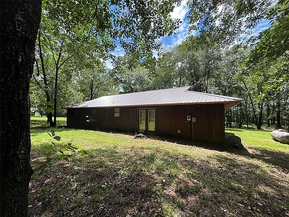 3rd image of 288 Linda Ln