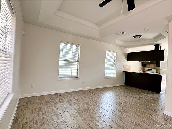 3rd image of 2021 Villa Linda Ave #1