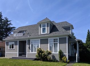 8701 Corliss Ave N, Seattle, WA 98103