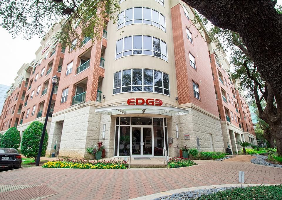 1st image of 300 Saint Joseph Pkwy APT 306