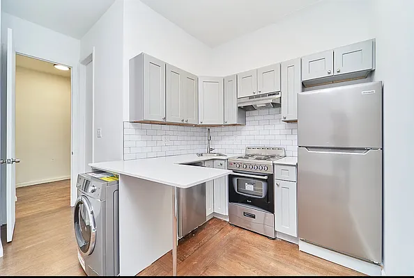 Rented by Living New York | media 17