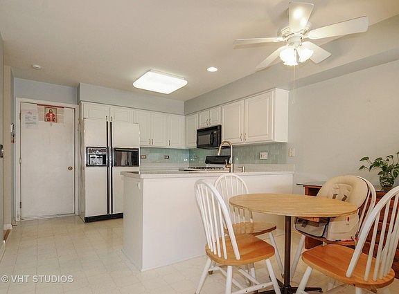 4th image of 3278 Cool Springs Ct