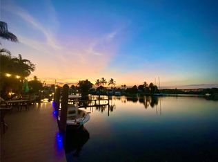 7150 N Tamiami Trl #S-521, Sarasota, FL 34243