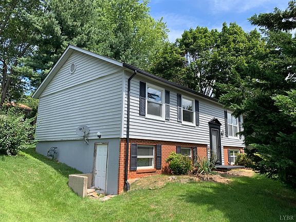 2nd image of 6212 Narragansett Dr