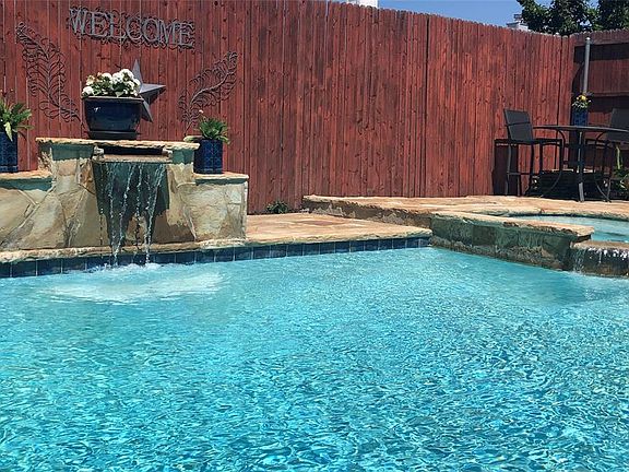 2nd image of 4255 Maryanne Pl