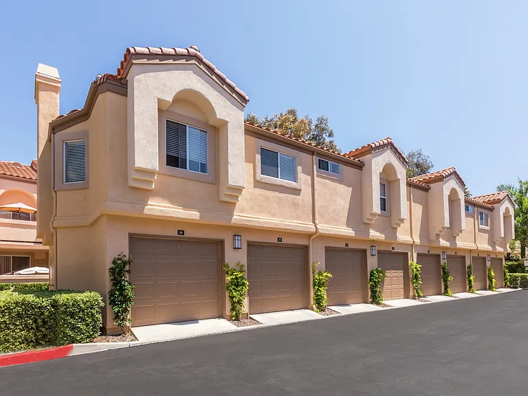 San Carlo Villa Apartment Homes — Photo 7