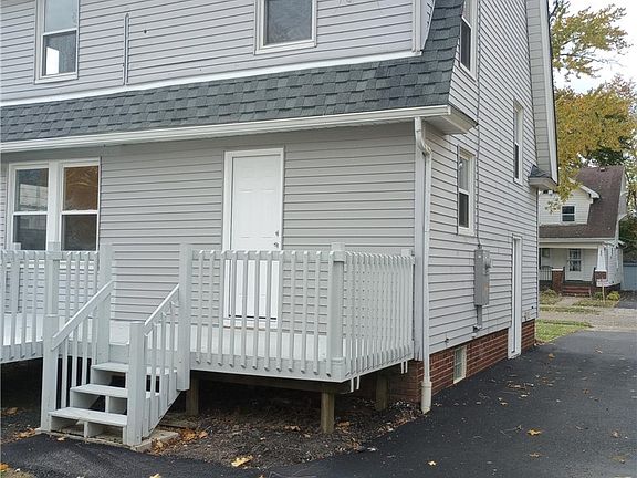 3rd image of 445 Beechwood Dr