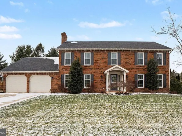 3809 Pamay Dr, Mechanicsburg, PA 17050