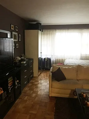 Rented by June Shapiro & Associates | media 27