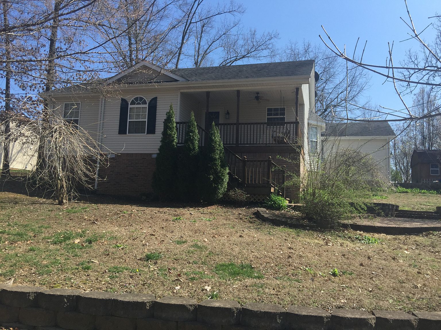 525 Castle Dr, Gilbertsville, KY 42044 Zillow