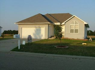 9 Fieldcrest, Mount Hope, KS 67108
