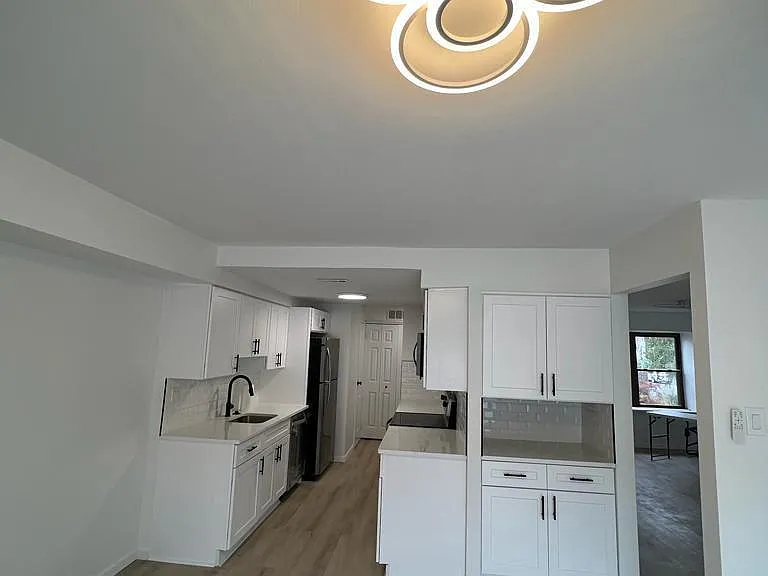 246 Fir Tree Ct — Photo 4