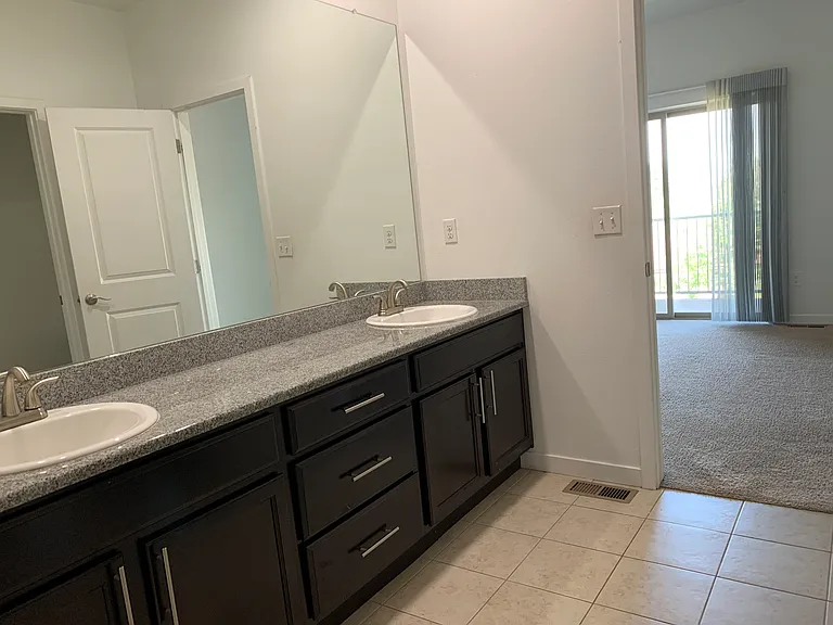 3155 E 104th Ave #11B — Photo 11