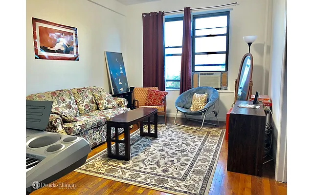 Rented by Douglas Elliman | media 33