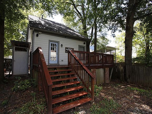 2nd image of 1078 Wylie St SE