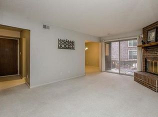 10100 W 96th St APT D, Overland Park, KS 66212