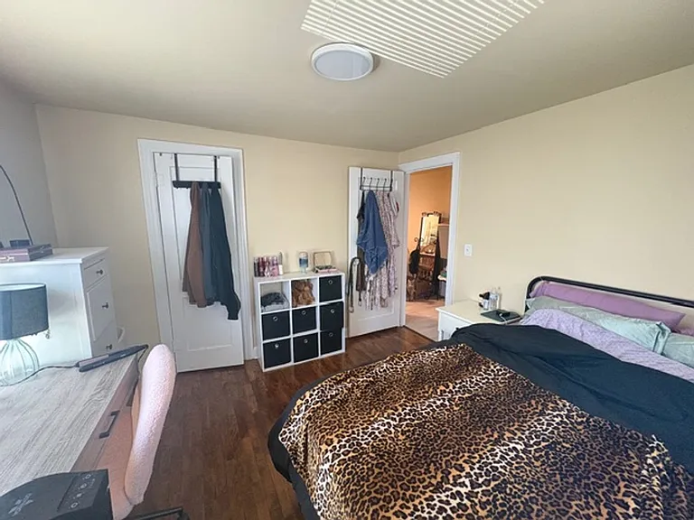 134 S Locust Ave #1-4 — Photo 4