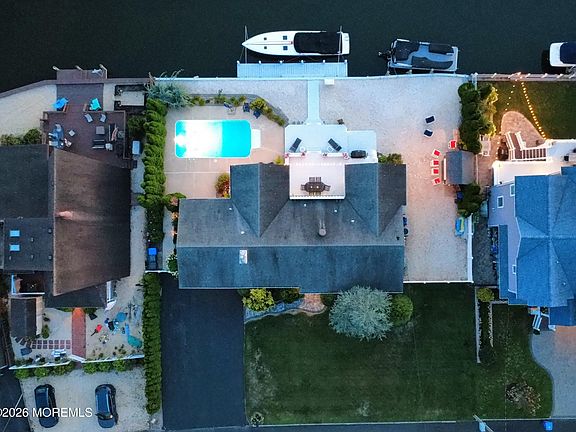 3rd image of 150 Royal Drive