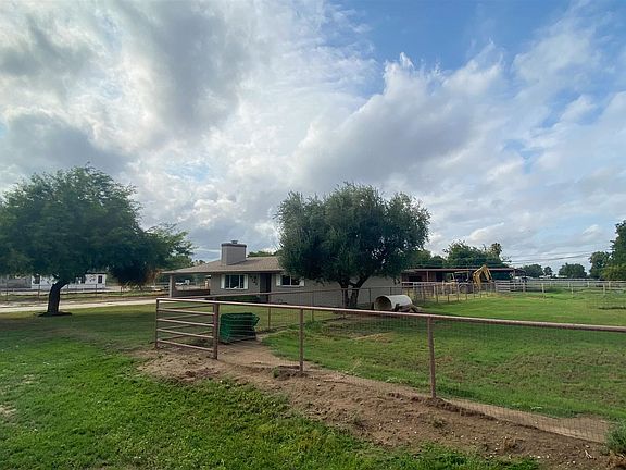4th image of 18722 E Via Del Oro