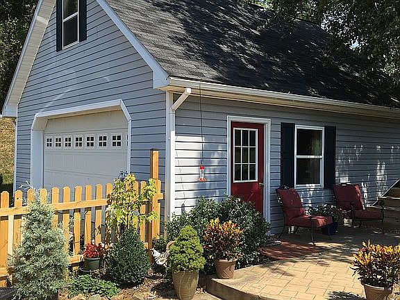 2 story garage 24x26