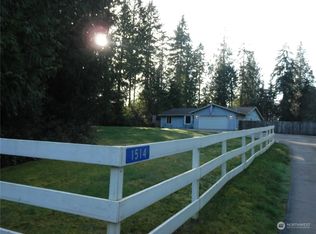 1514 Sitterly Pl E, Pt Orchard, WA