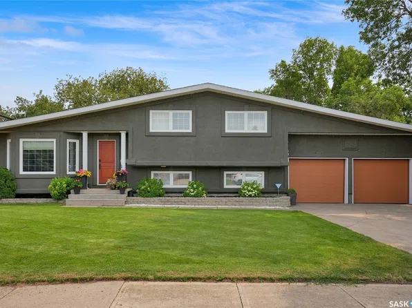 1623 General Crescent, Moose Jaw, SK S6H 6M2