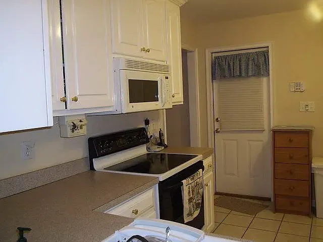 4906 Planters Ridge Dr — Photo 10