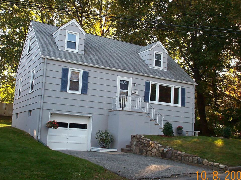 1 James Court House