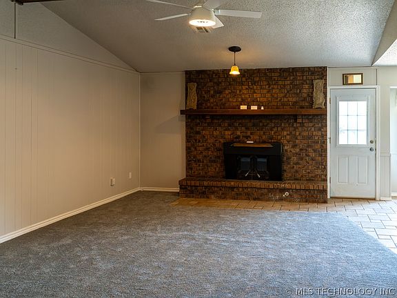 3rd image of 9202 E Misty Dr