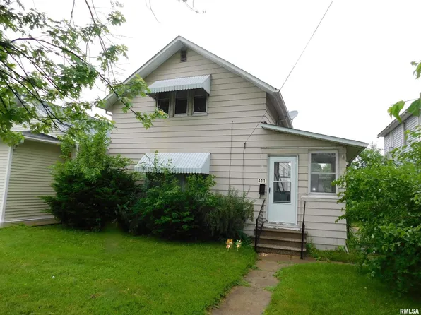 411 15th Ave, East Moline, IL 61244