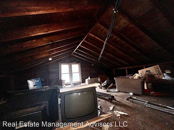 4th image of 118-122 Erickson Ave #120-C