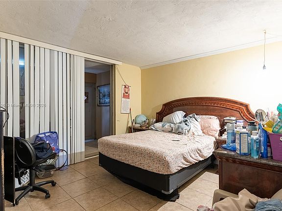 5th image of 1515 NE 125th Ter APT 107