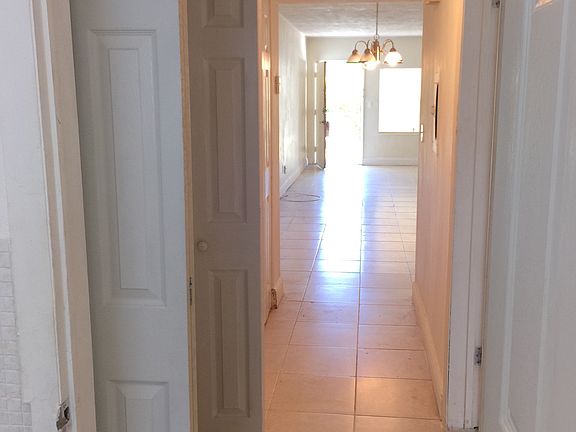 5th image of 1855 NE 121st St APT 6