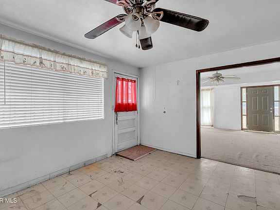 2nd image of 612 Raymundo St