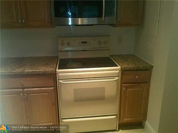 3rd image of 3672 NW 95th Ter #7N