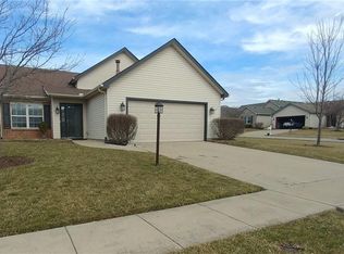 9211 Sawgrass Dr, Miamisburg, OH 45342