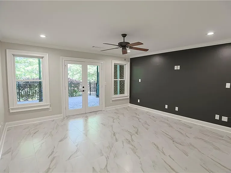 1294 Lenox Park Blvd — Photo 63