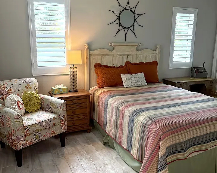 1465 Bayshore Dr — Photo 5
