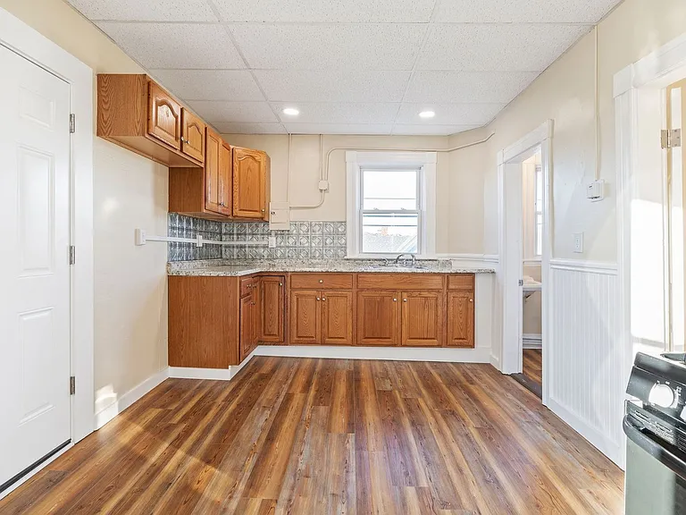 306 Manchester St #3 — Photo 9