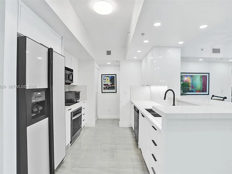 335 S Biscayne Blvd #3807 — Photo 3