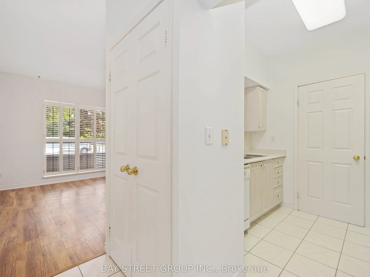 1 bed, $2,100 — Photo 4