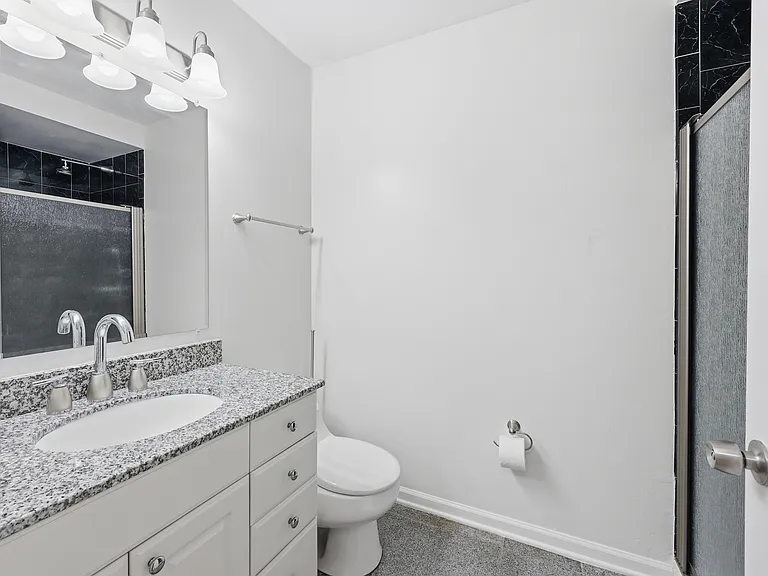 1542 Anderson Ln — Photo 16