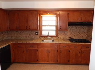 7 Sheppard Ter, East Rutherford, NJ 07073