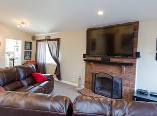 21646 Allison Dr, Santa Clarita, CA 91350