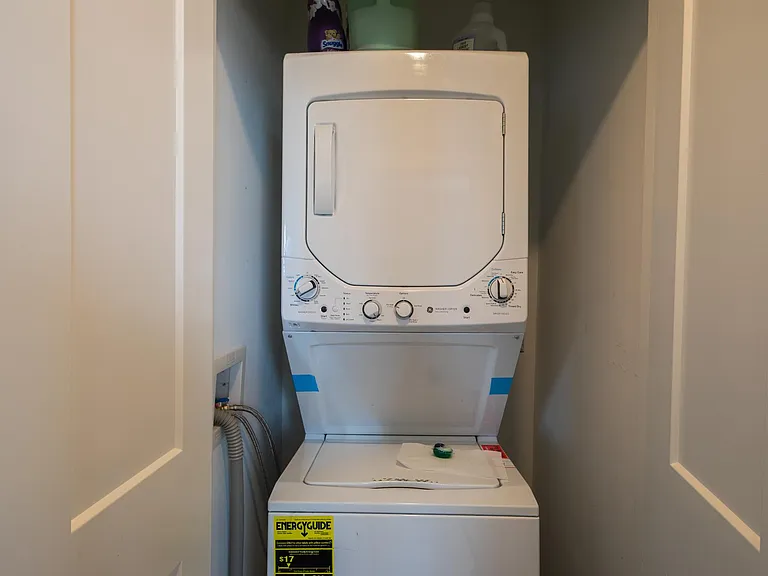 In-Unit Washer & Dryer