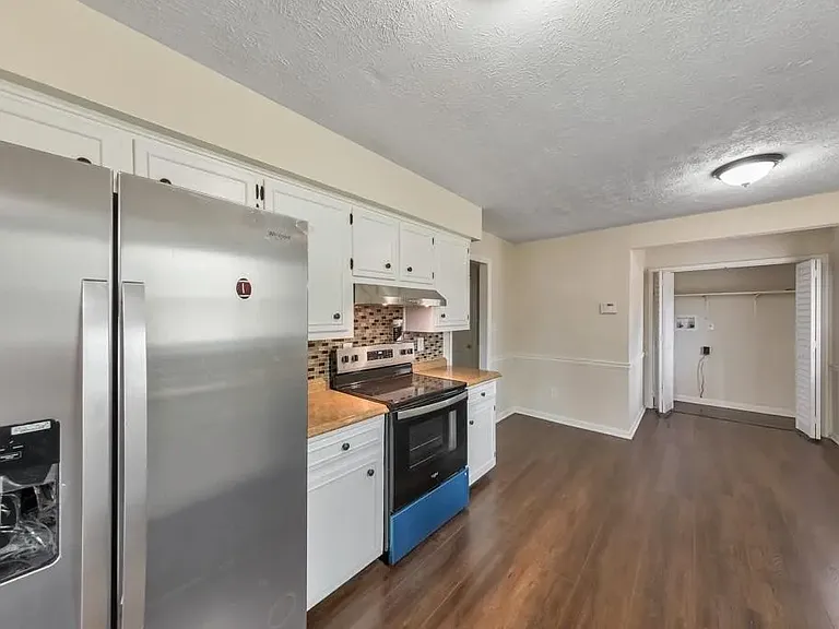 6675 Leisure Trl — Photo 9