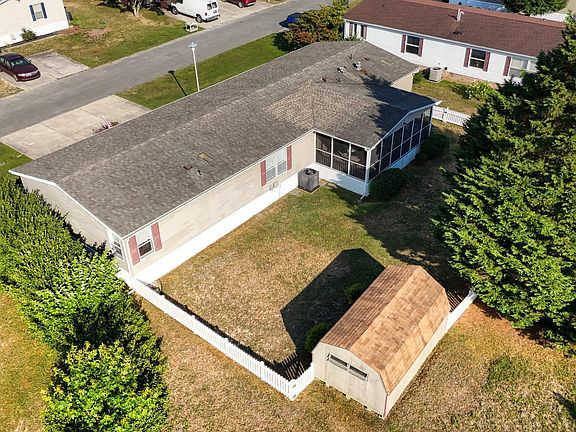 3rd image of 23132 Talbot Dr #46585