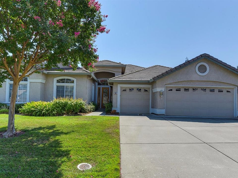 1st image of 301 Melville Ct